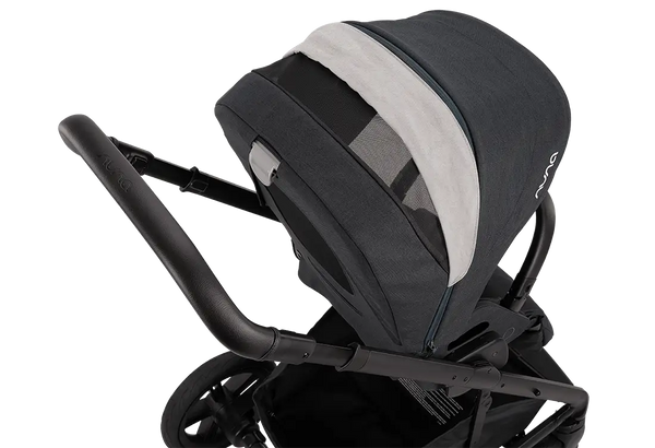 MIXX™ next Stroller W/ Magnetic Buckle